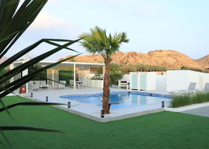 Quiet House Villa