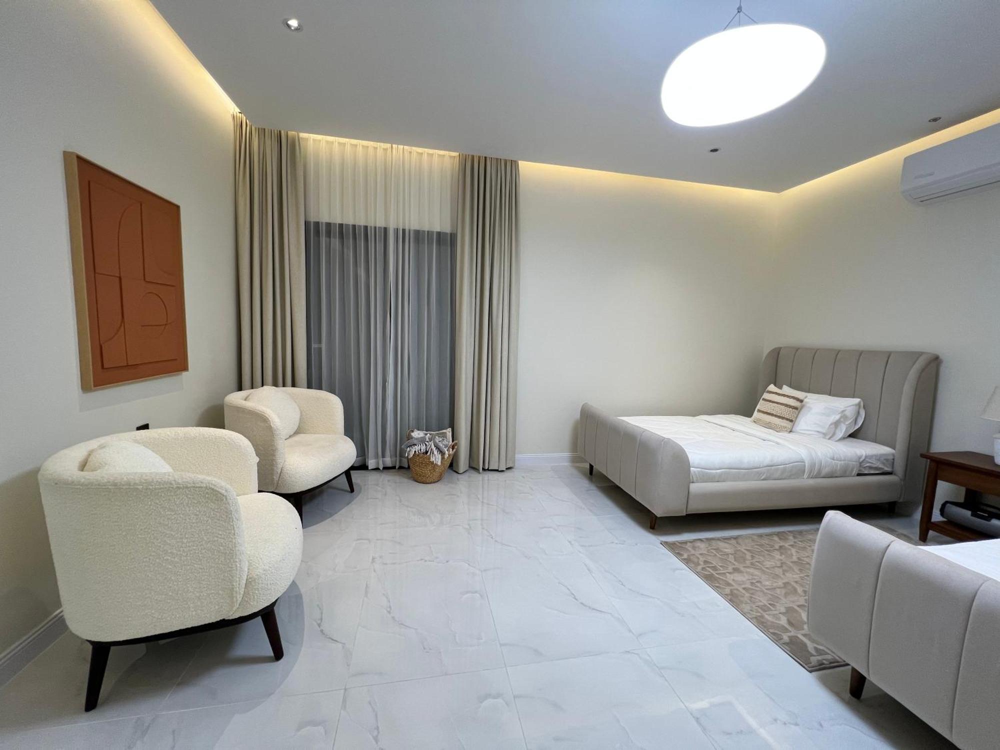 Quiet House *